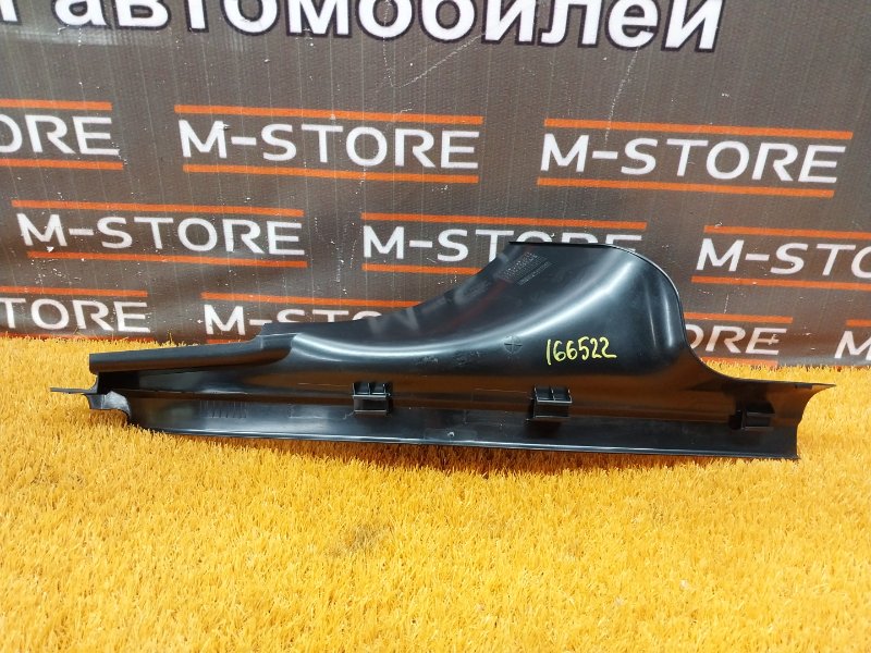 Накладка на порог салона, 210 рублей, Красноярск