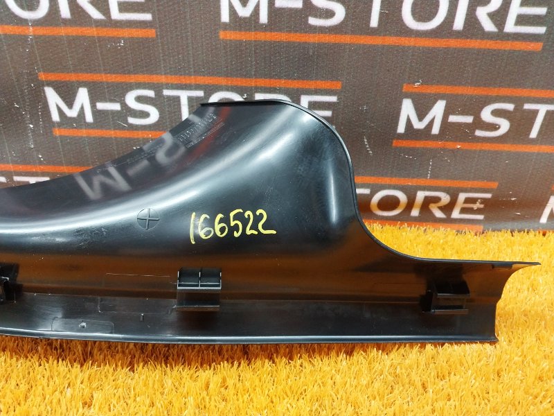 Накладка на порог салона, 210 рублей, Красноярск