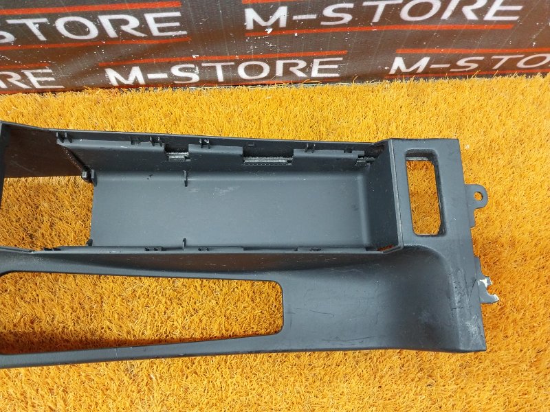 Консоль между сидений, 350 рублей, Красноярск