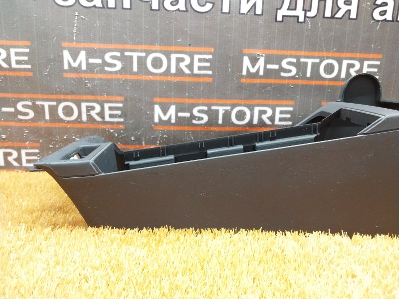 Консоль между сидений, 350 рублей, Красноярск