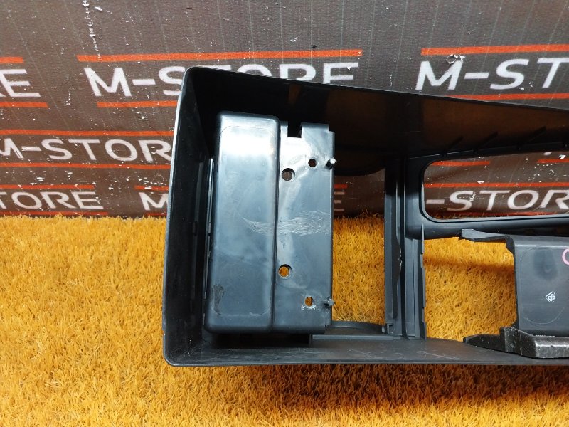 Консоль между сидений, 350 рублей, Красноярск