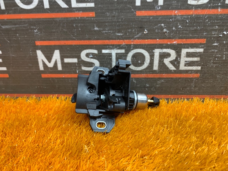 личинка замка багажника, 980 рублей, Красноярск