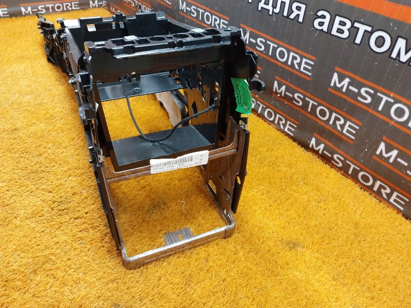 Консоль между сидений, 670 рублей, Красноярск