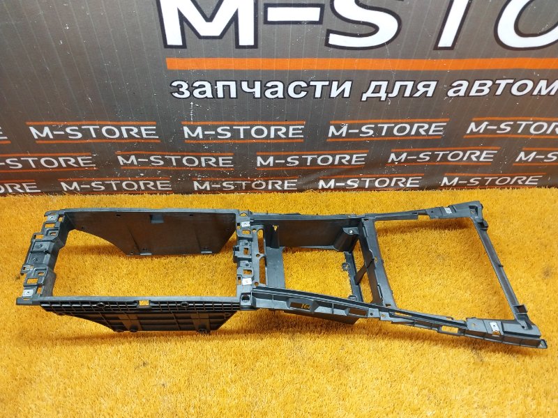 кронштейн центральной консоли, 630 рублей, Красноярск