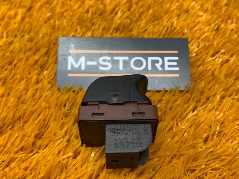 Кнопка открывания багажника, 350 рублей, Красноярск