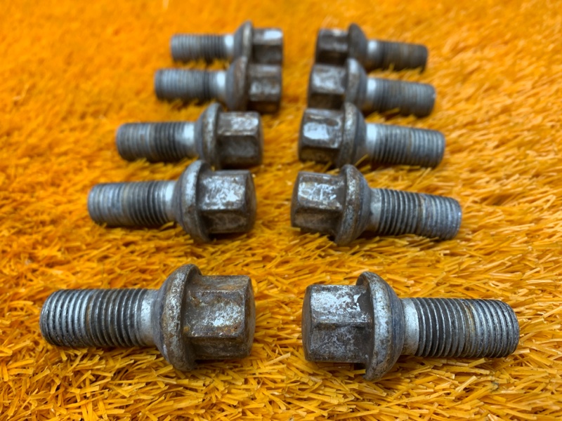 болт колесный, 1400 рублей, Красноярск