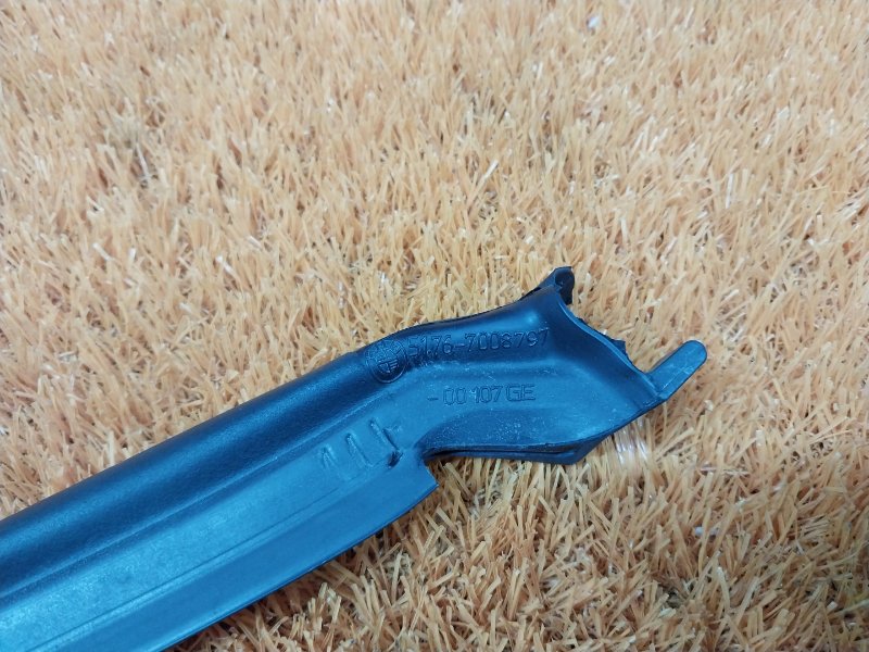 Уплотнитель капота, 930 рублей, Красноярск