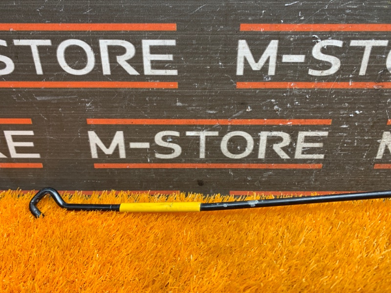 держатель капота, 350 рублей, Красноярск