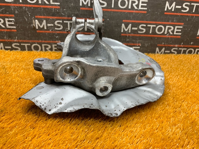 кулак поворотный, 1000 рублей, Красноярск