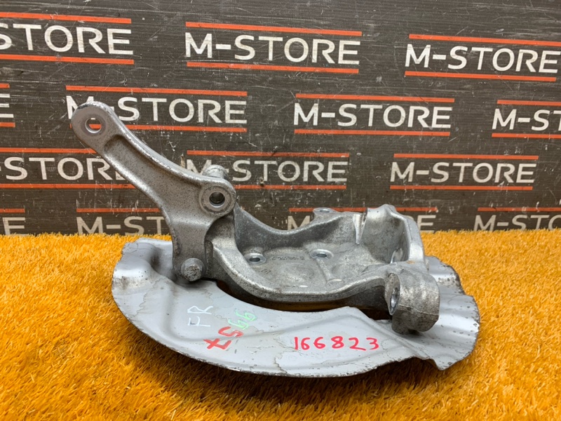 кулак поворотный, 1000 рублей, Красноярск