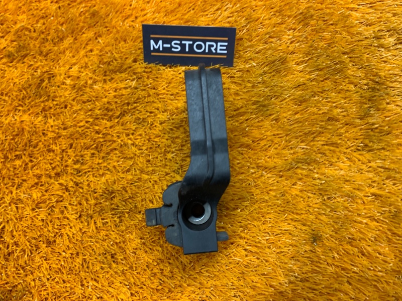 Кронштейн радиатора, 340 рублей, Красноярск