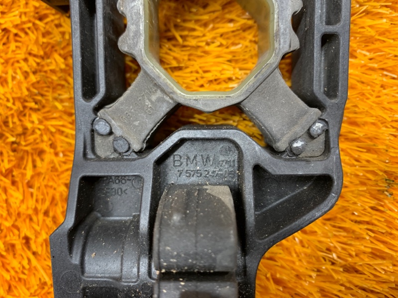 Кронштейн радиатора, 340 рублей, Красноярск