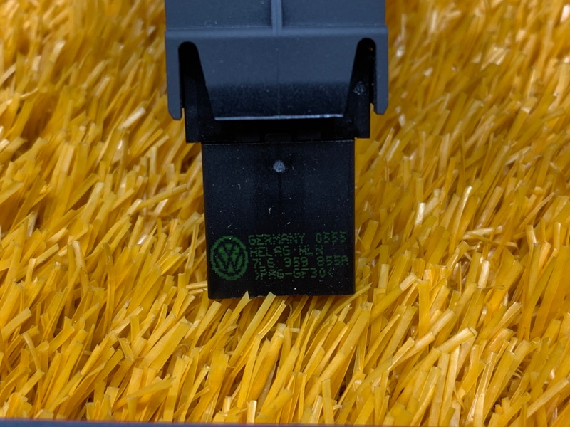 кнопка стеклоподъемника, 200 рублей, Красноярск