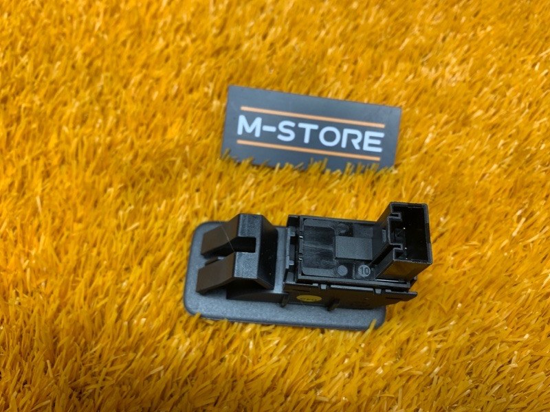 кнопка стеклоподъемника, 200 рублей, Красноярск