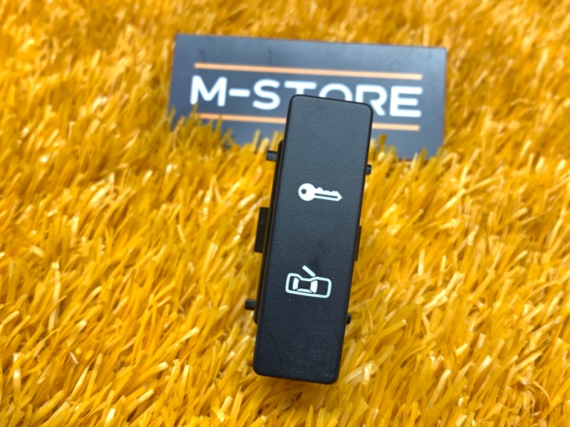 Кнопка центрального замка, 100 рублей, Красноярск