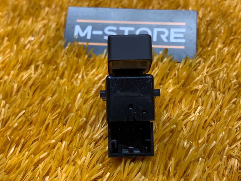 Кнопка центрального замка, 100 рублей, Красноярск