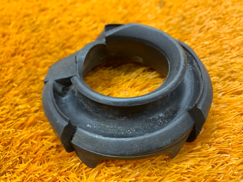 опора пружины, 210 рублей, Красноярск