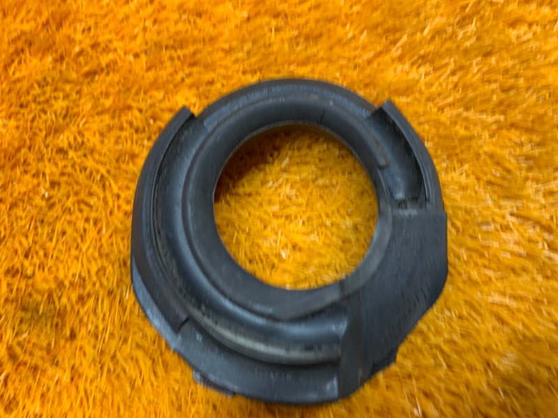 опора пружины, 210 рублей, Красноярск