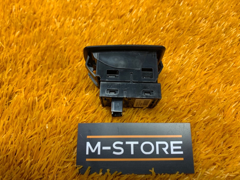 кнопка стеклоподъемника, 200 рублей, Красноярск