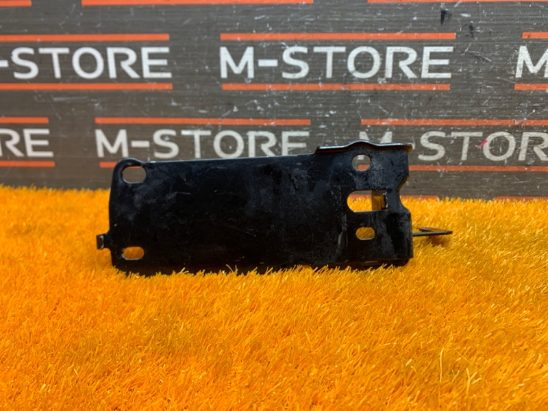 Кронштейн радиатора, 360 рублей, Красноярск