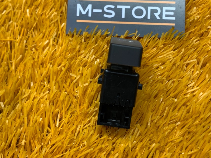 Кнопка центрального замка, 100 рублей, Красноярск