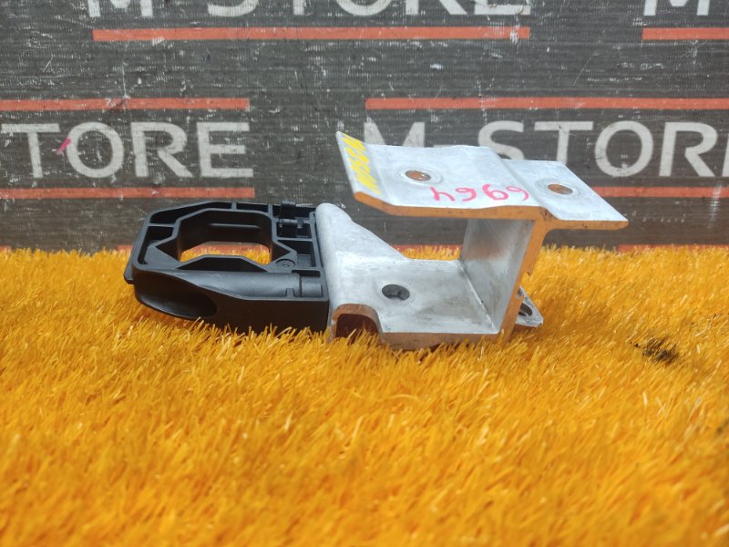 Кронштейн радиатора, 480 рублей, Красноярск