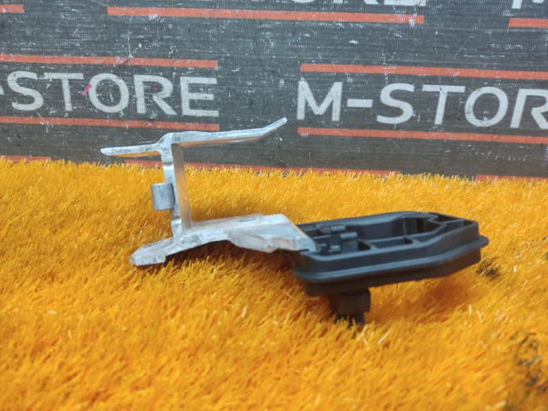 Кронштейн радиатора, 480 рублей, Красноярск