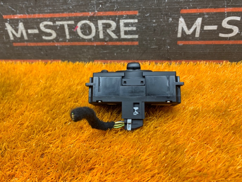 Переключатель света фар, 1000 рублей, Красноярск