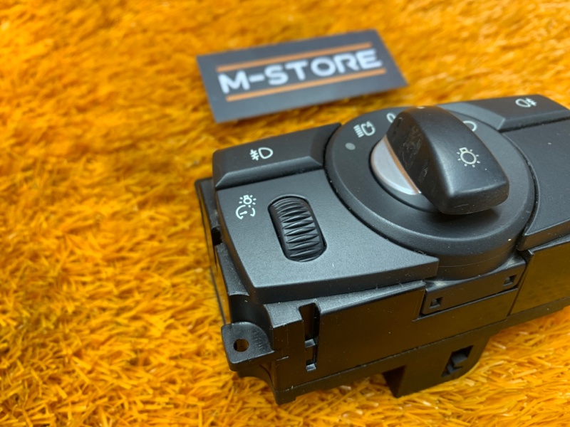 Переключатель света фар, 1000 рублей, Красноярск