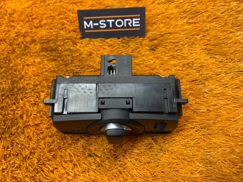 Переключатель света фар, 1000 рублей, Красноярск