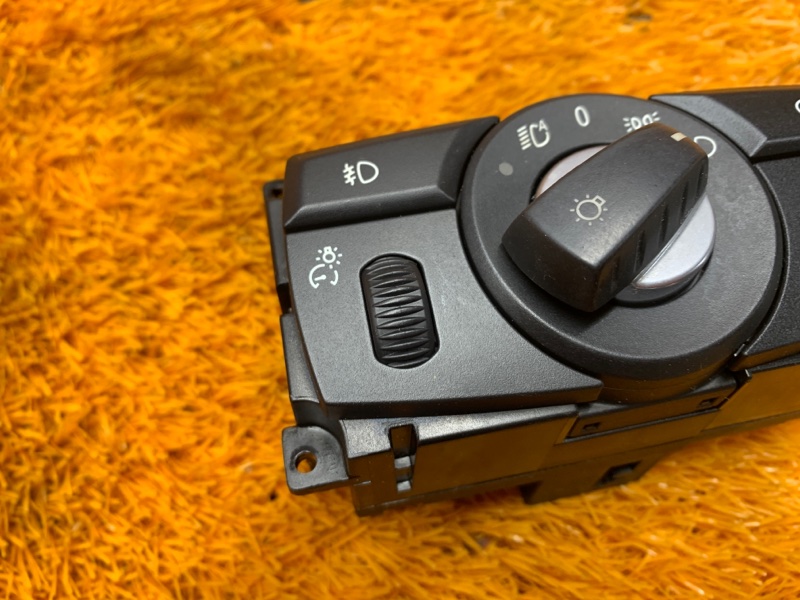 Переключатель света фар, 1000 рублей, Красноярск