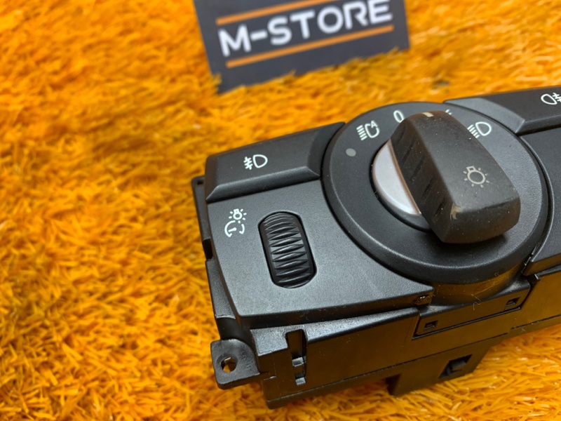 Переключатель света фар, 1000 рублей, Красноярск