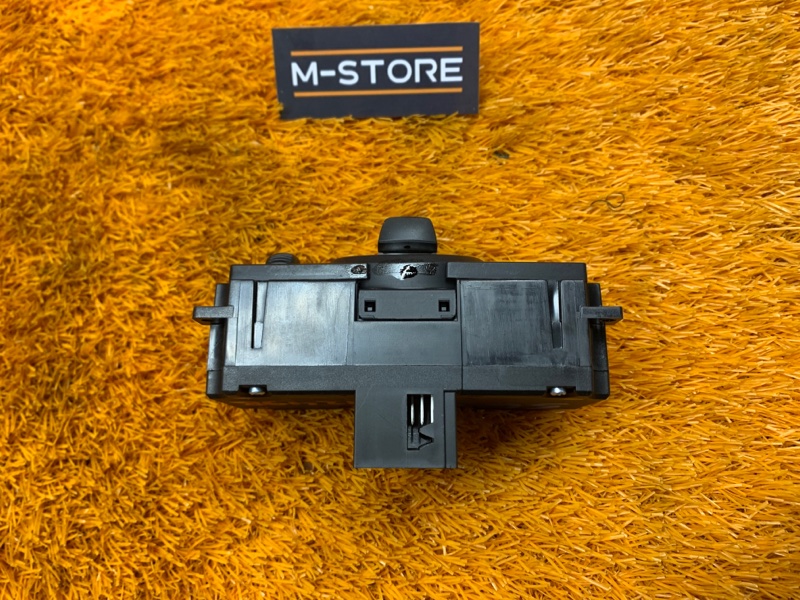 Переключатель света фар, 1000 рублей, Красноярск