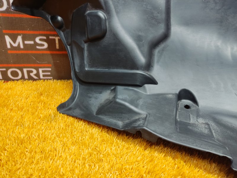 подкрылок, 1200 рублей, Красноярск