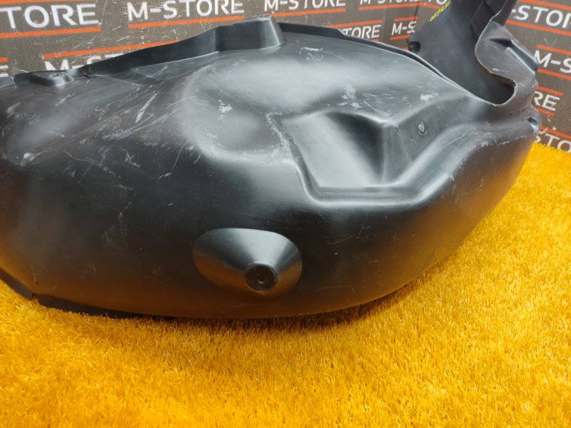 подкрылок, 1000 рублей, Красноярск