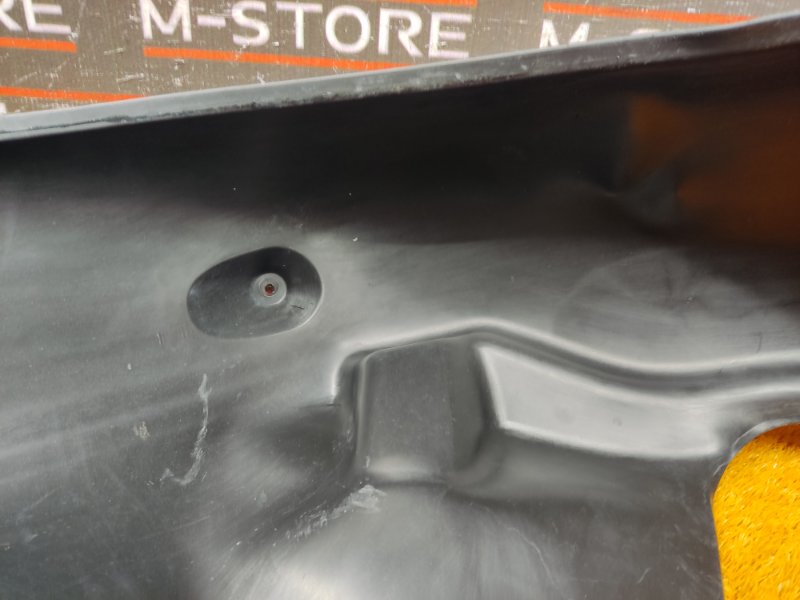 подкрылок, 1000 рублей, Красноярск