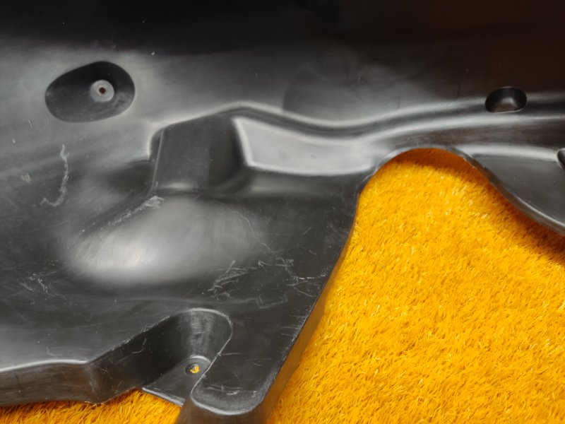 подкрылок, 1000 рублей, Красноярск