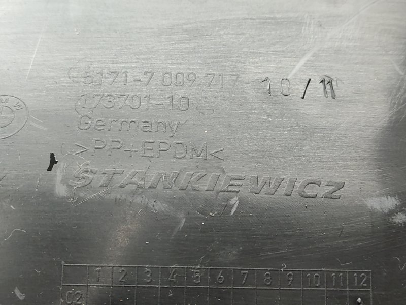 подкрылок, 1000 рублей, Красноярск