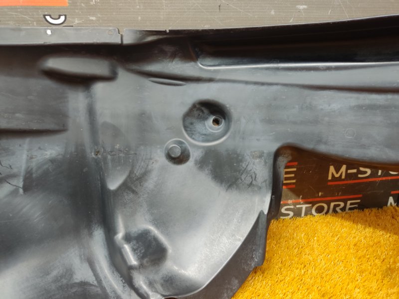 подкрылок, 500 рублей, Красноярск