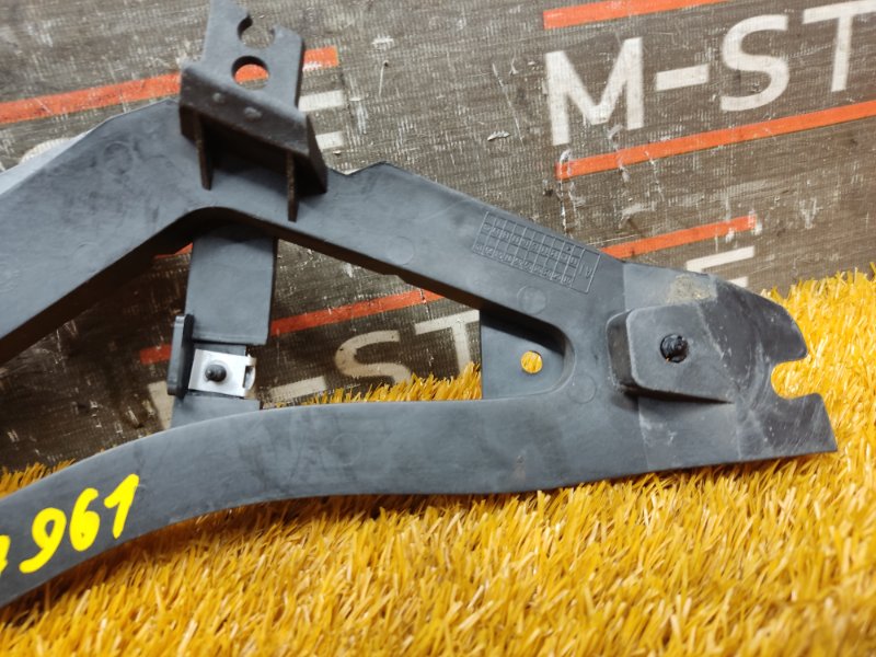 крепление бампера, 340 рублей, Красноярск