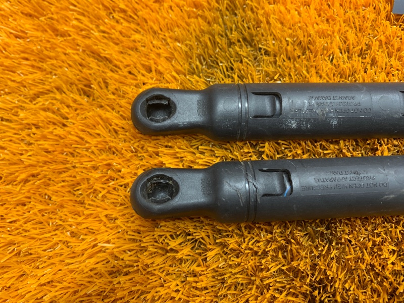 амортизатор капота, 1400 рублей, Красноярск