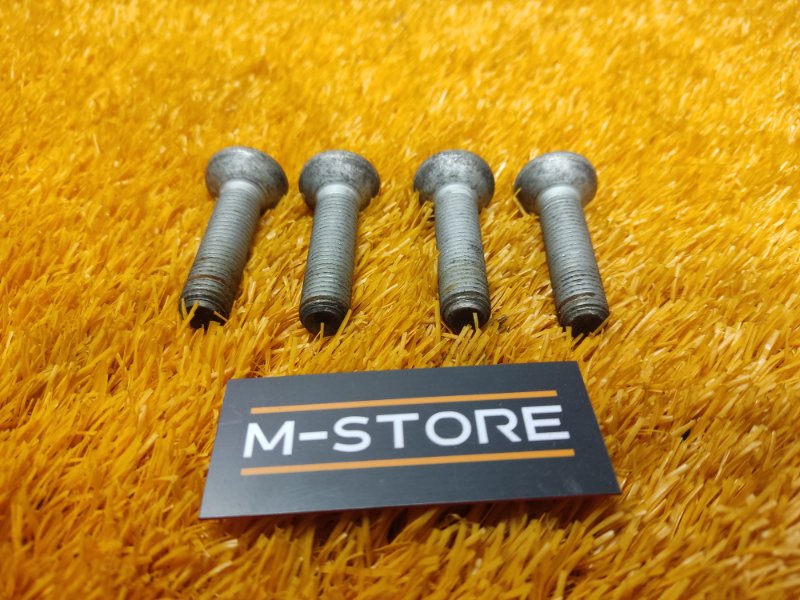 болт ступичный, 290 рублей, Красноярск