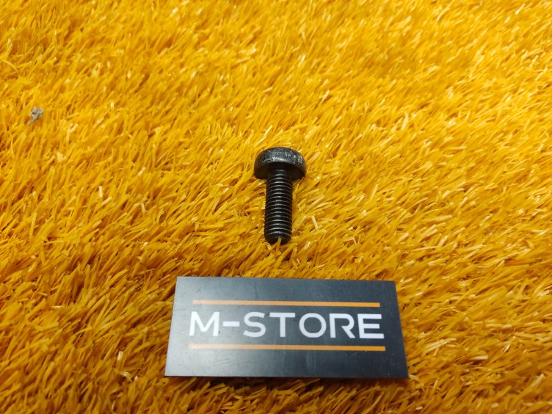 болт подвески, 50 рублей, Красноярск