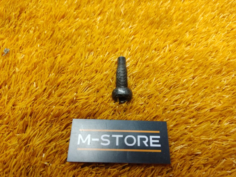 болт подвески, 50 рублей, Красноярск