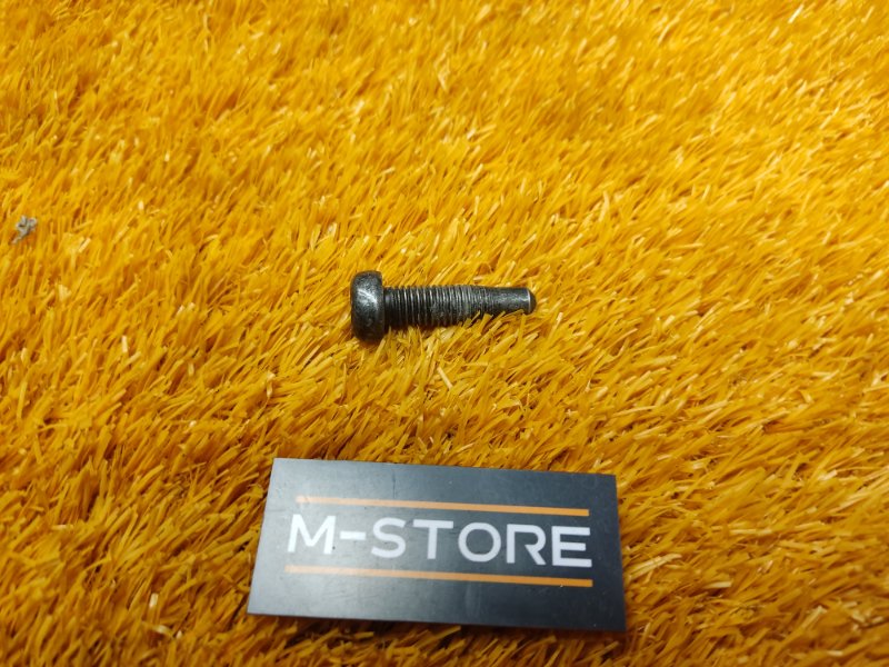 болт подвески, 50 рублей, Красноярск