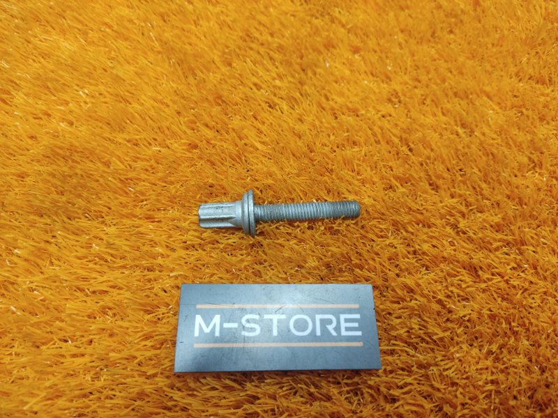 болт подвески, 60 рублей, Красноярск