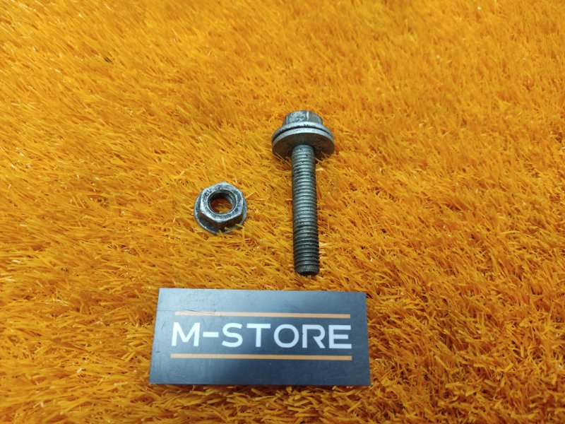 болт подвески, 120 рублей, Красноярск