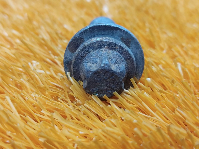 болт подвески, 50 рублей, Красноярск