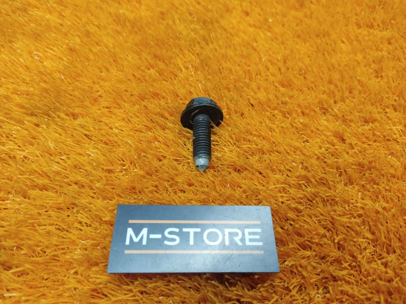 Болты и гайки дверей, 50 рублей, Красноярск