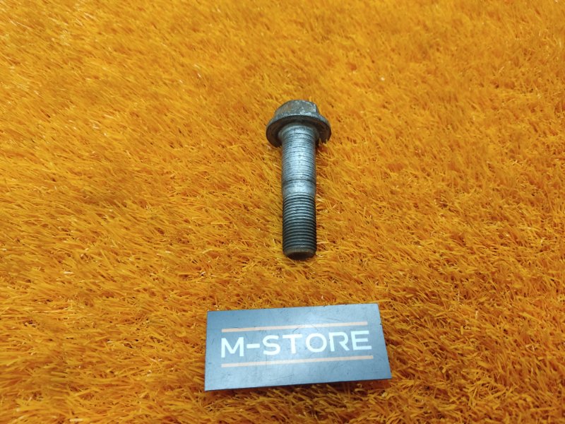 болт подвески, 50 рублей, Красноярск